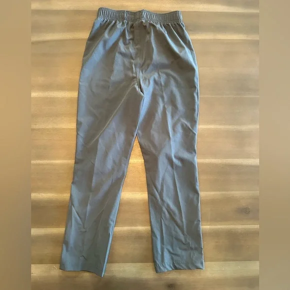 EUC Youth Boys Under Armour lightweight performance pants - size 7 - Picture 3 of 3